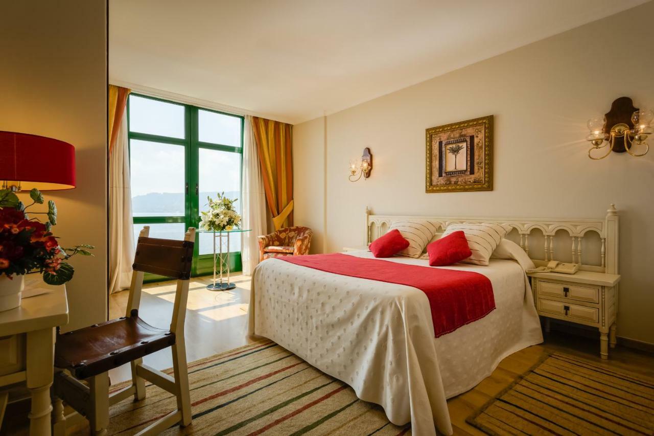 Hotel Stellamaris Комбарро Экстерьер фото
